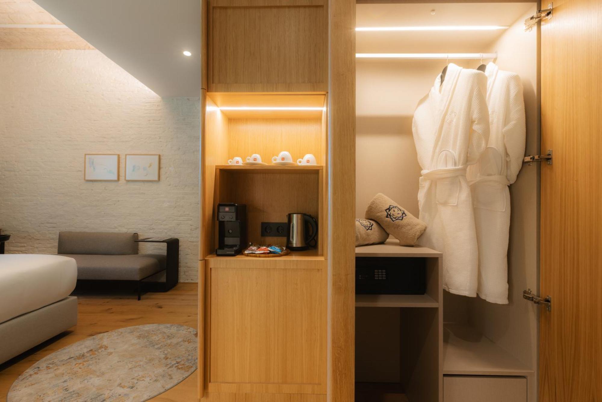 Cavalta Boutique Hotel - Small Luxuy Hotels Sevilla Eksteriør billede
